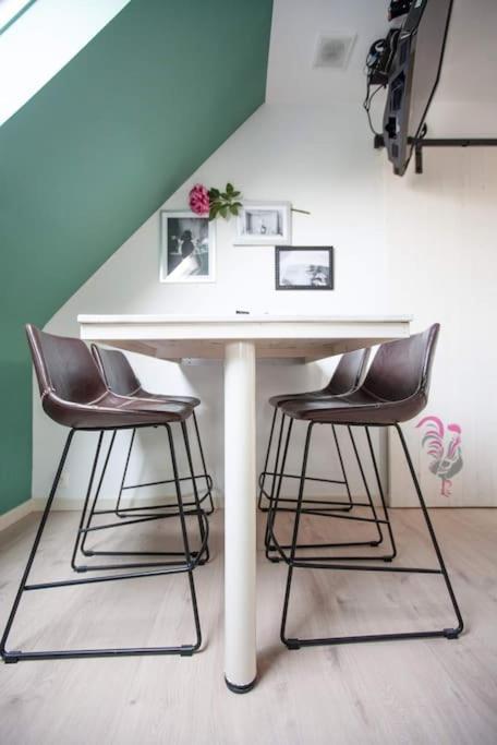 Zalig Cosy Appartement 2-4 Pers.Fietsen & Tuin De Haan Bagian luar foto